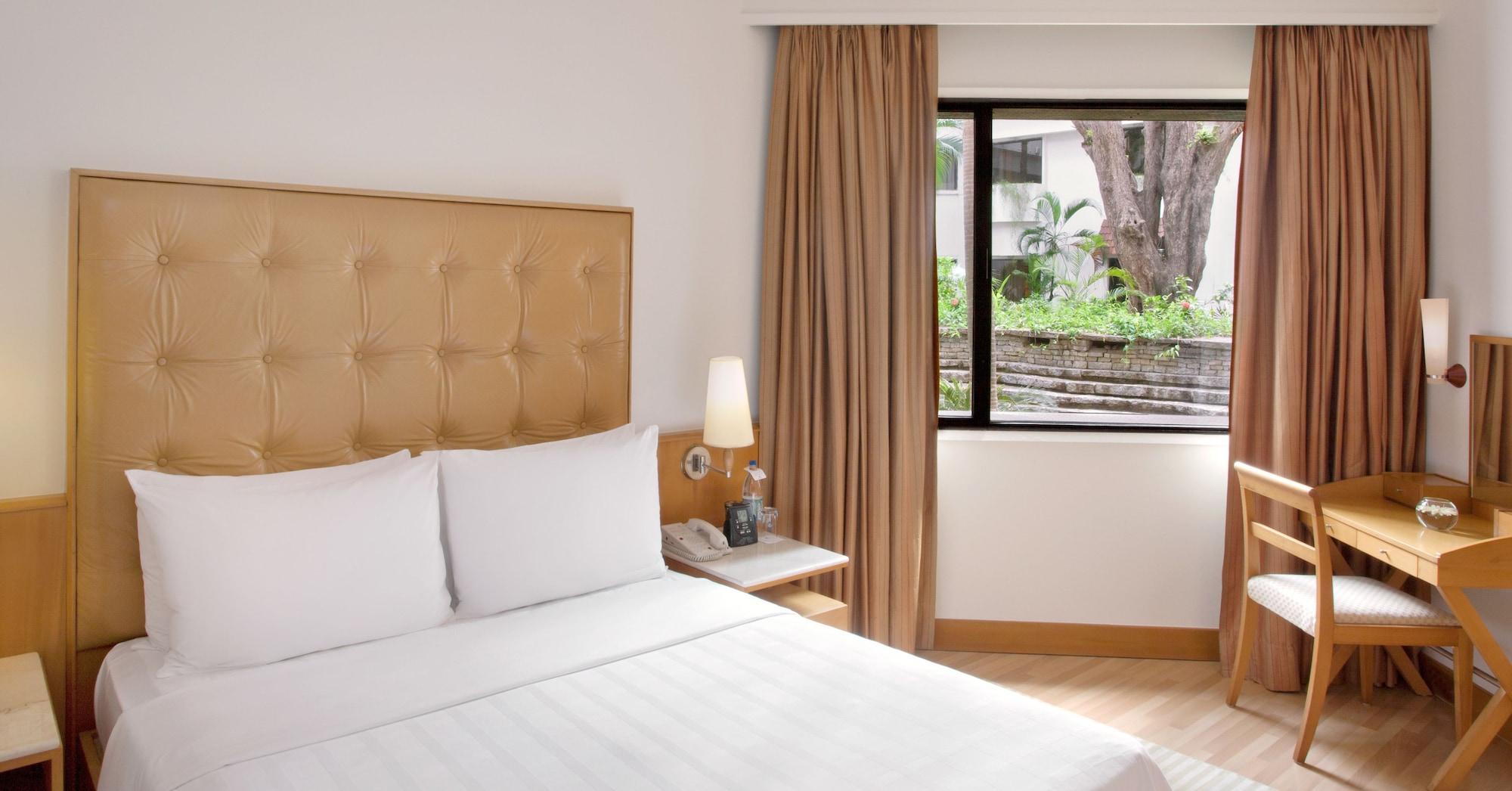 Hotel Trident