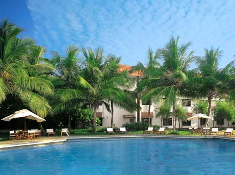 Trident Hotel