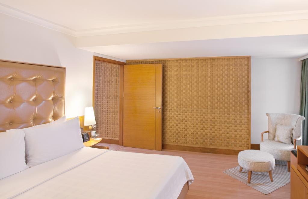 Hotel Trident 5*